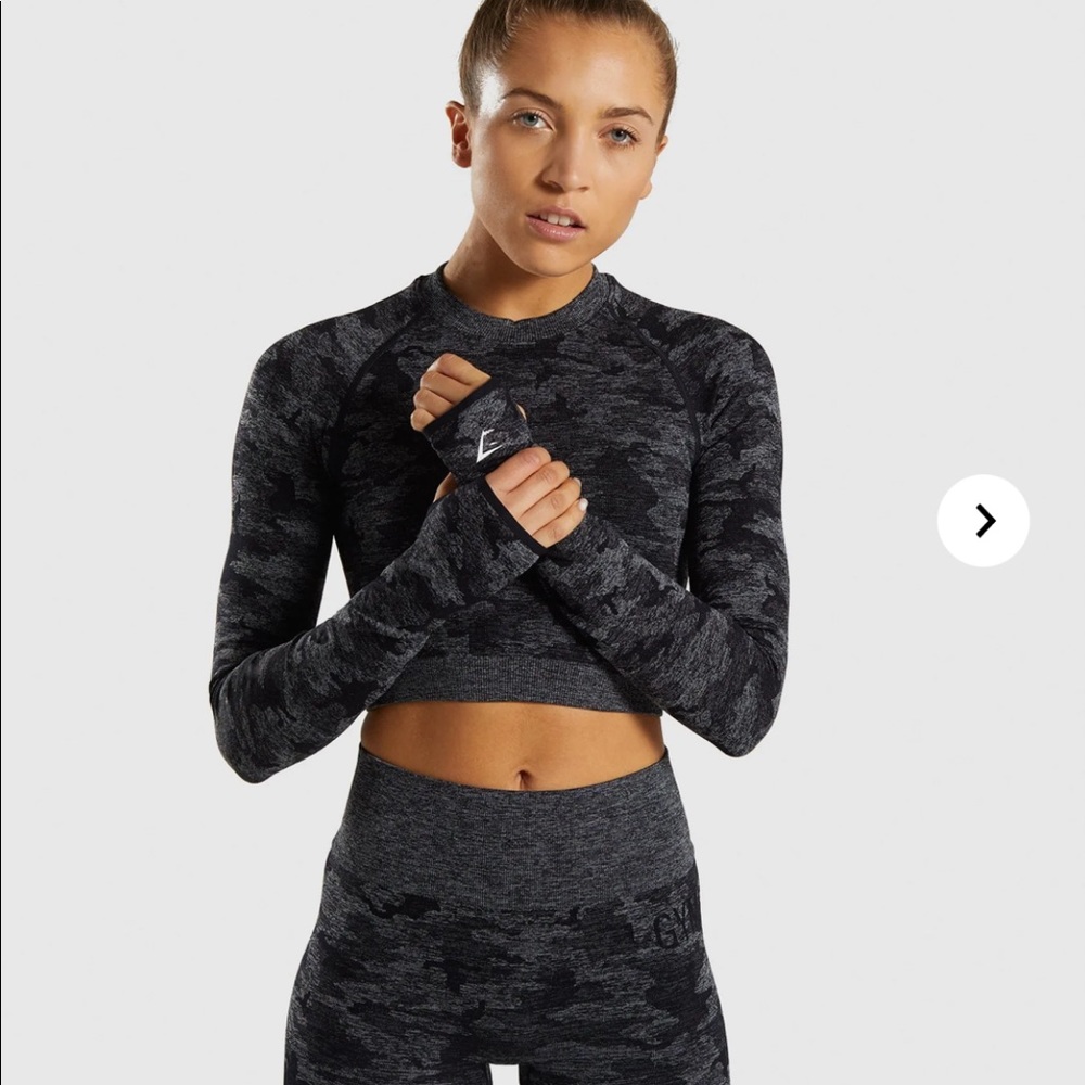 Gymshark ADAPT CAMO SEAMLESS LONG SLEEVE CROP TOP
